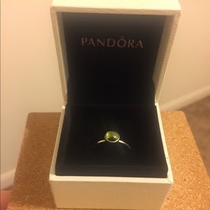 Pandora ring peridot